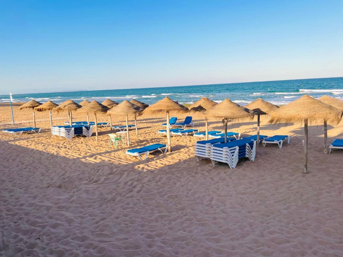 El Papagayo Apartment 2 Mins Walking To The Beach Torrevieja Kültér fotó