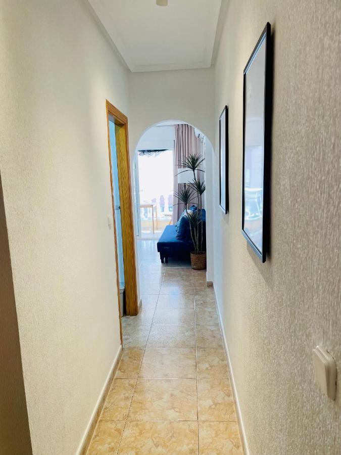 El Papagayo Apartment 2 Mins Walking To The Beach Torrevieja Kültér fotó